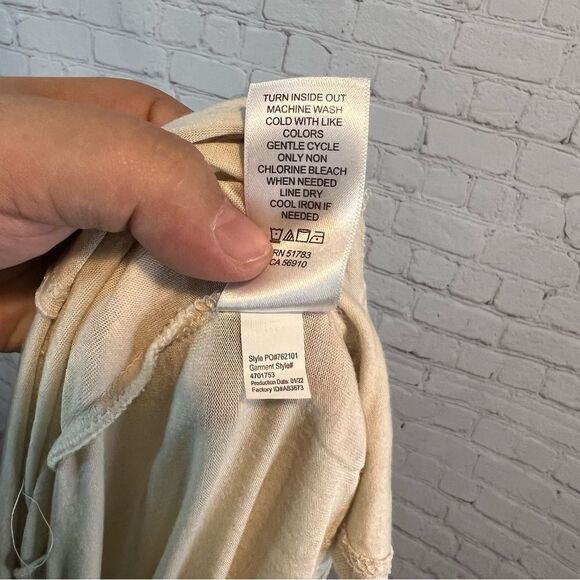 Maurices Cream Tank Top size 1X new with tags - Picture 8 of 8